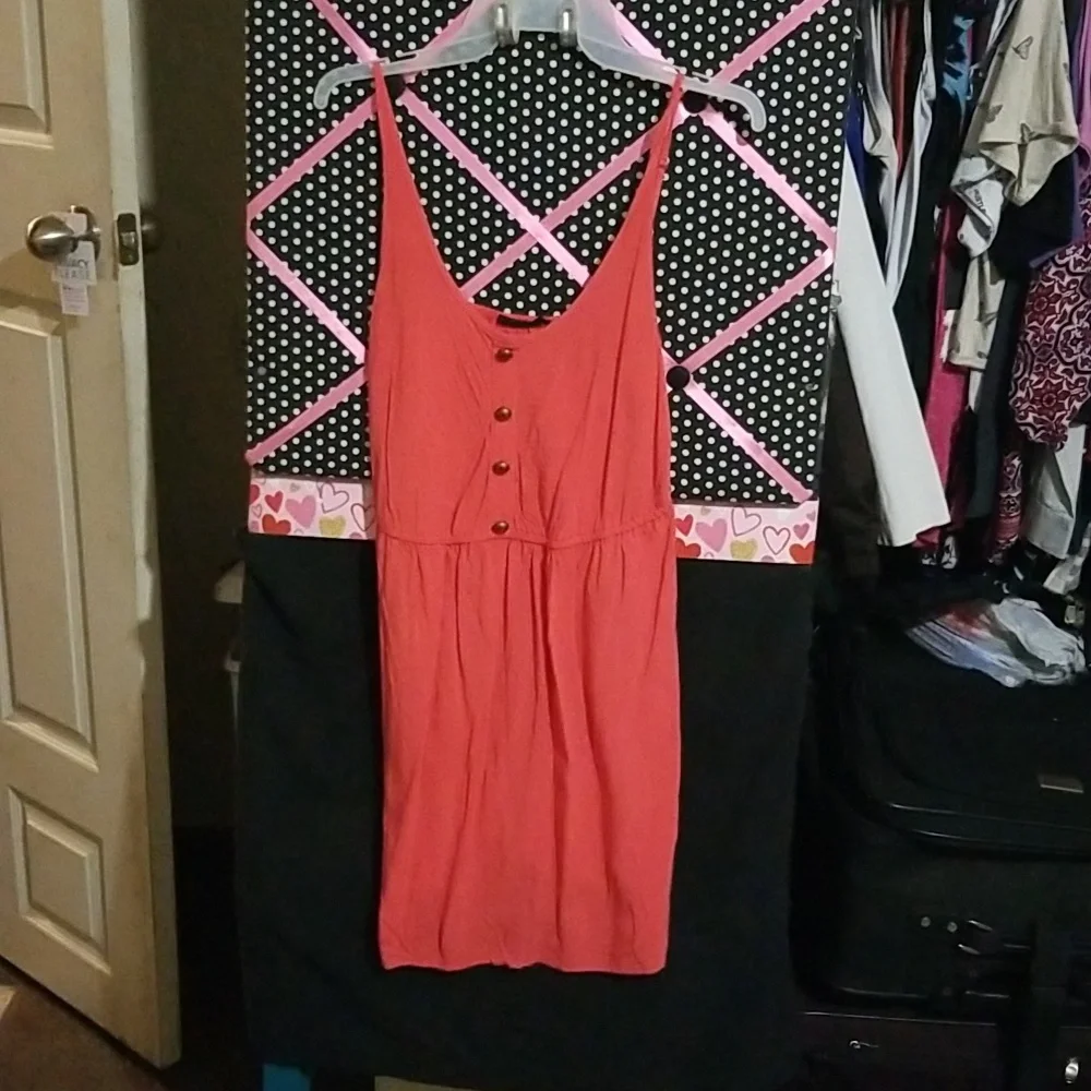 Dress - Picture 1 of 2